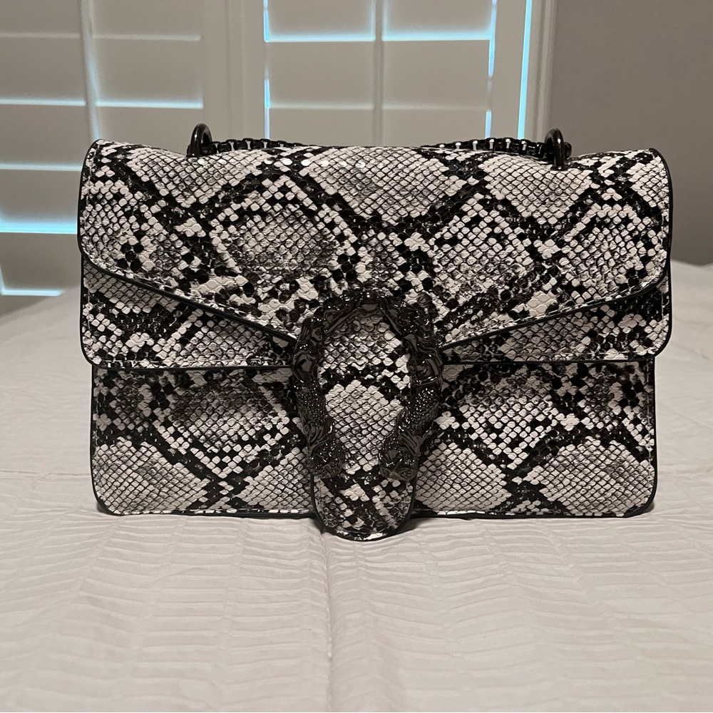 Black and White Snake Print Women’s bag
